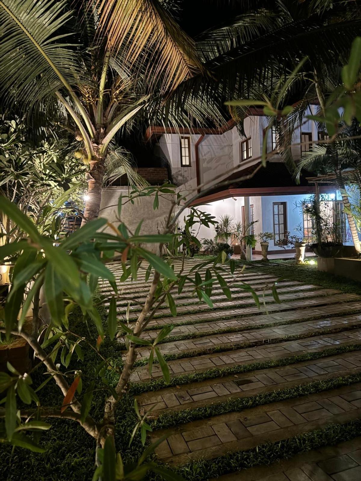 Kingcity Resort Anuradhapura Εξωτερικό φωτογραφία